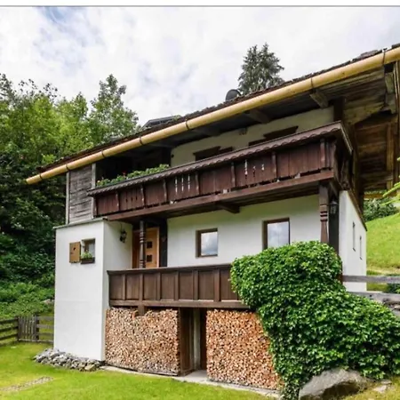Almzeit Zillertal - Fuer 8 Personen Zillertal - Free Parking! Self Check-in! Ferienhaus Finkenberg